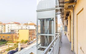 Modern Apartment In Milano Centrale Next To Metro M5 - Sarca 73